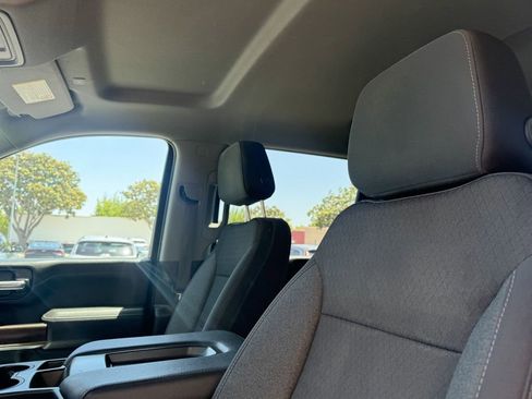 Used 2022 Chevrolet Silverado 2500 LT AWD/4WD image 9