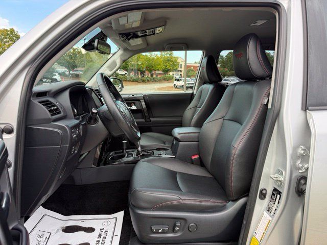 Used 2024 Toyota 4Runner TRD Off-Road Premium AWD/4WD image 13