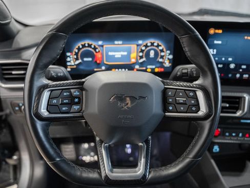 Used 2025 Ford Mustang Premium RWD image 23