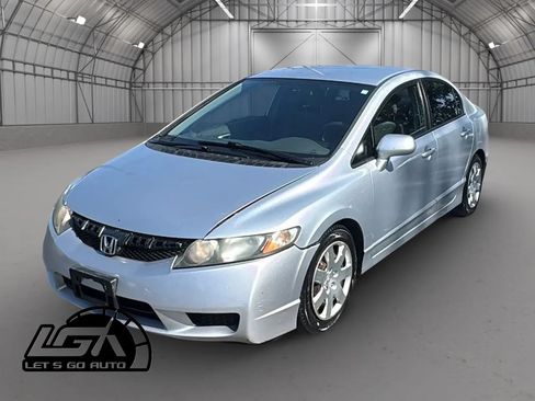 Used 2010 Honda Civic LX image 3