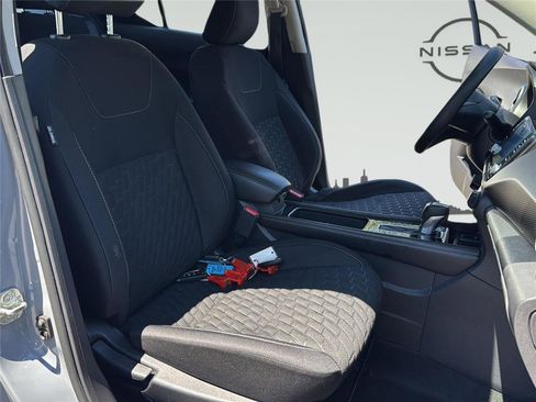 Used 2021 Nissan Kicks SV FWD image 29