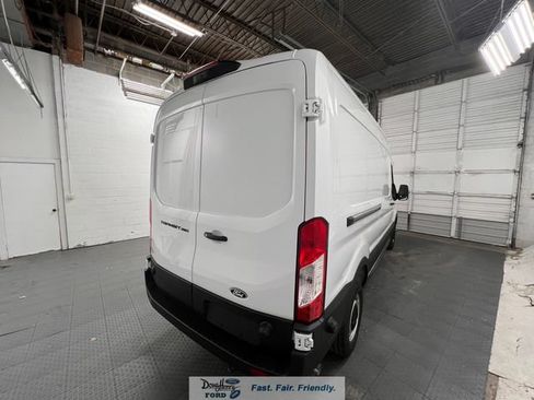 New 2026 Ford Transit 250 148 Medium Roof w/ Load Area Protection Package RWD image 11