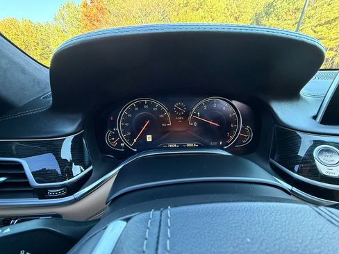 Used 2016 BMW 750i xDrive image 17