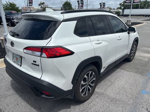 Used 2024 Toyota Corolla Cross AWD Hybrid image 13