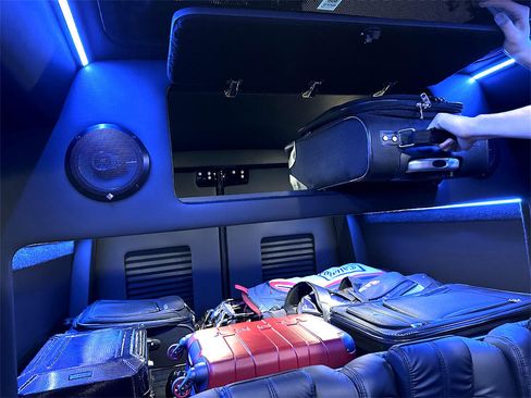 Used 2023 Mercedes-Benz Sprinter 3500 image 3