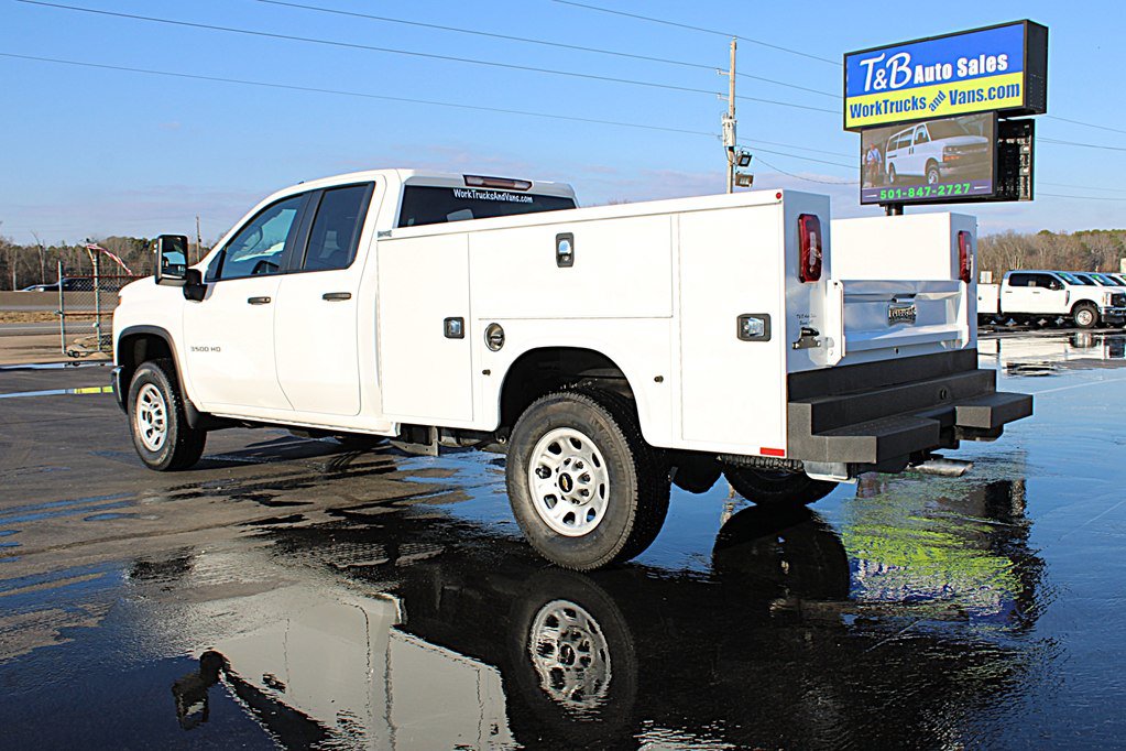 Used 2024 Chevrolet Silverado 3500 W/T w/ WT Convenience Package RWD image 4