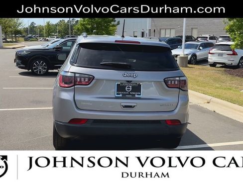 Used 2018 Jeep Compass Sport FWD image 7
