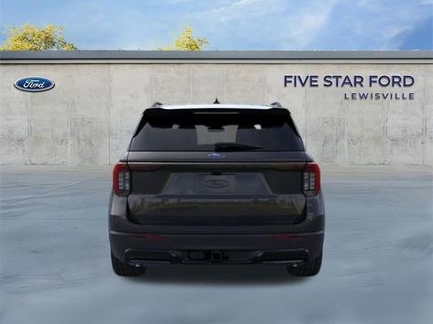 New 2026 Ford Explorer ST-Line w/ ST-Line Street Pack RWD image 7