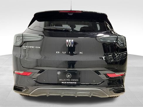 Used 2025 Buick Encore GX Avenir w/ Avenir Technology Package image 5