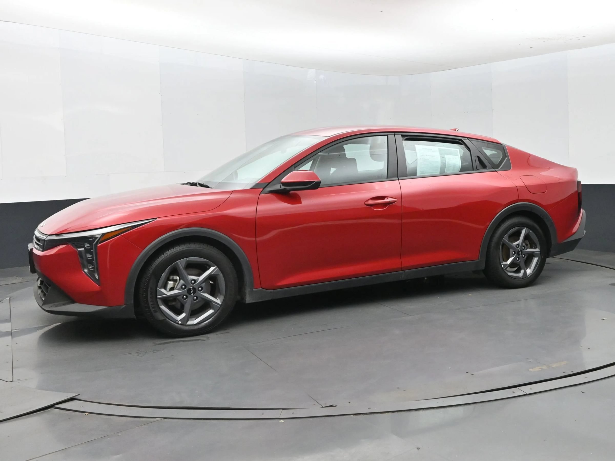 Used 2025 Kia K4 FWD image 5