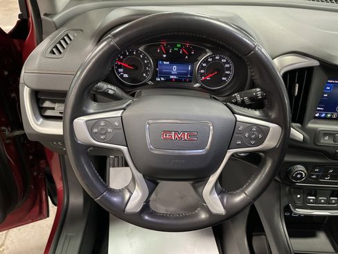Used 2020 GMC Terrain SLE image 17