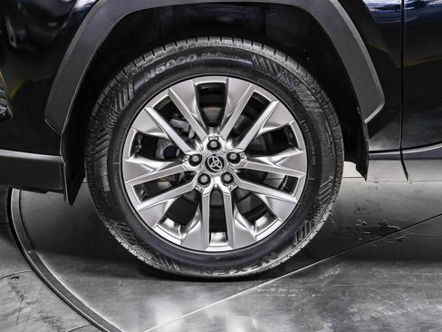 Certified 2021 Toyota RAV4 Limited FWD image 10