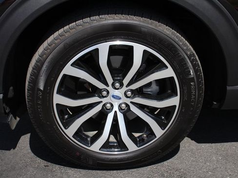 Certified 2025 Ford Explorer ST-Line AWD/4WD image 14
