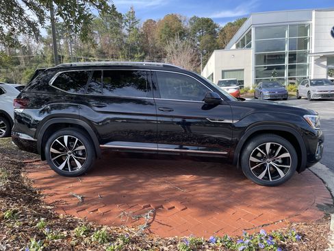 New 2026 Volkswagen Atlas SEL Premium R-Line AWD/4WD image 4