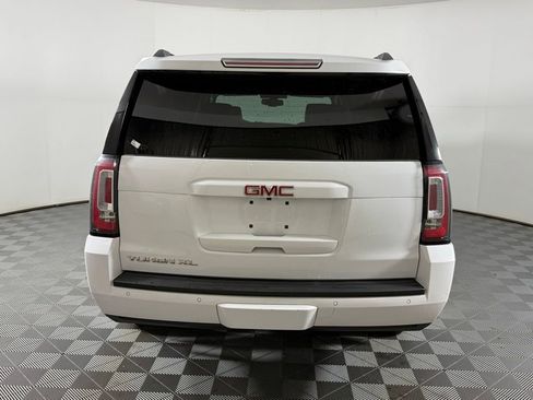 Used 2020 GMC Yukon XL SLE w/ SLE Value Package AWD/4WD image 9