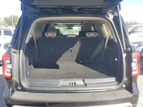 Used 2022 Ford Expedition Max Limited image 7