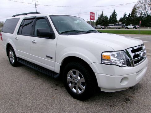 Used 2008 Ford Expedition EL XLT AWD/4WD image 2