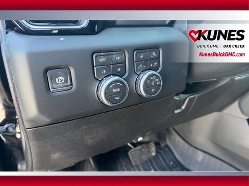 New 2026 GMC Sierra 3500 Denali w/ Denali Reserve Package image 11