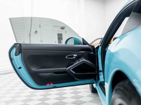 Used 2017 Porsche 911 Carrera image 34