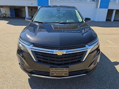 Used 2024 Chevrolet Equinox LT AWD/4WD image 8