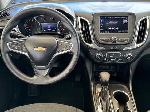 Used 2022 Chevrolet Equinox LT FWD image 14