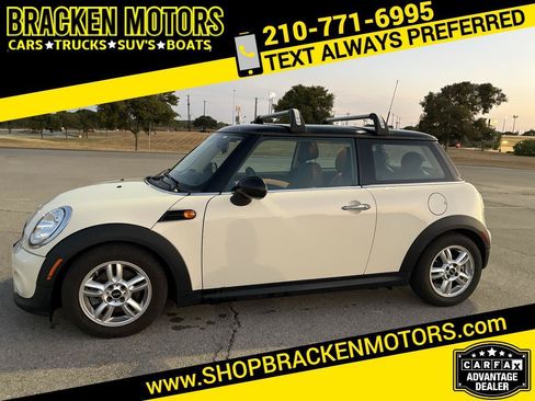 Used 2013 MINI Cooper Hardtop FWD image 1