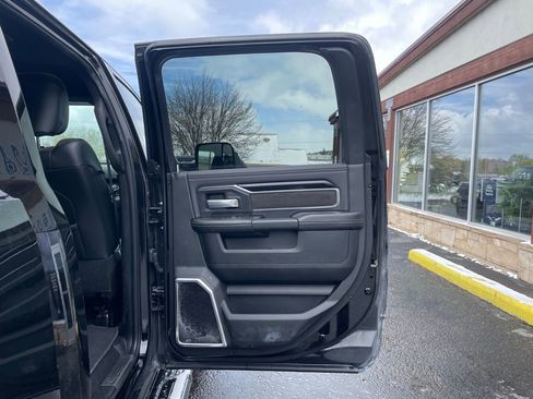 Used 2022 RAM 2500 Laramie w/ Night Edition AWD/4WD image 21