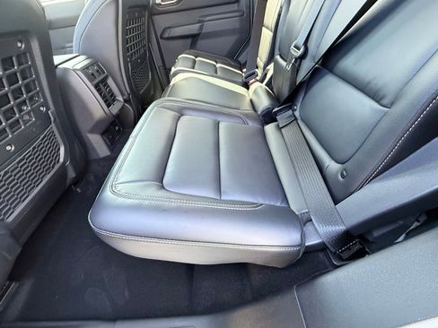 New 2026 Ford Bronco Badlands AWD/4WD image 25