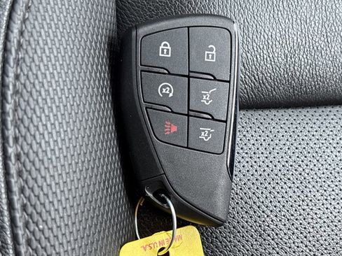 Used 2022 Chevrolet Tahoe RST w/ Sport Performance Package image 45