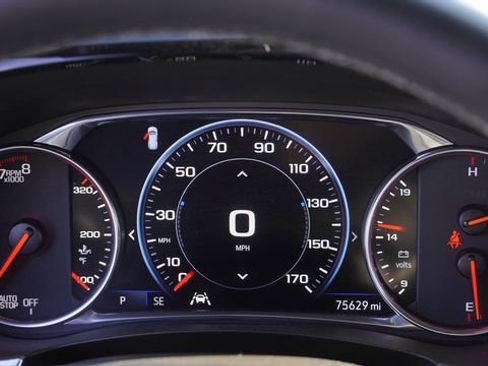 Used 2023 Chevrolet Traverse Premier w/ LPO, Floor Liner Package image 34