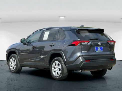 Used 2023 Toyota RAV4 LE AWD/4WD image 4