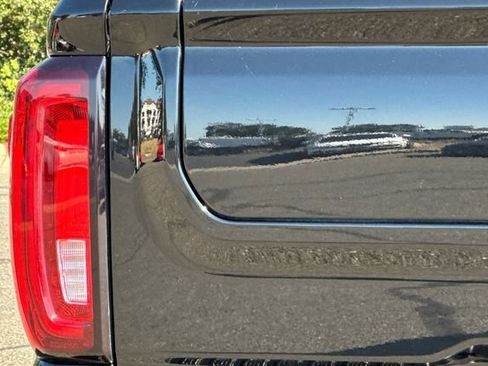 Used 2024 GMC Sierra 1500 SLT w/ SLT Premium Plus Package AWD/4WD image 50