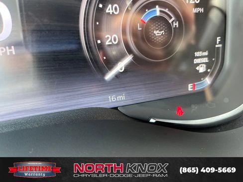 New 2026 RAM 2500 Laramie AWD/4WD image 34