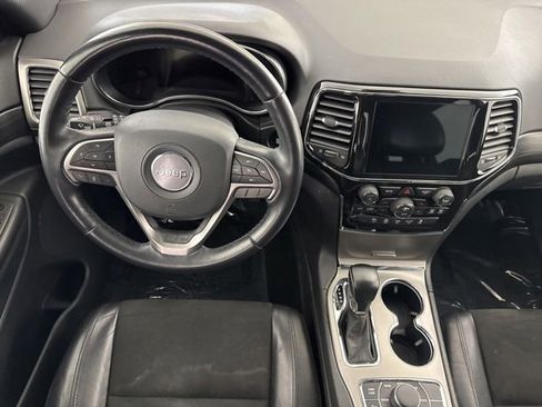 Used 2022 Jeep Grand Cherokee Laredo X AWD/4WD image 27