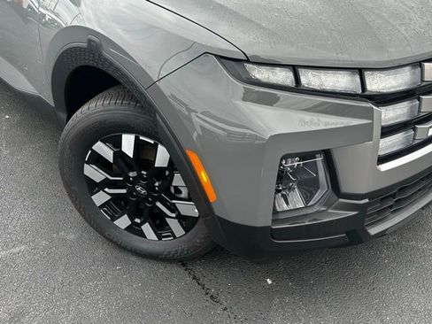 New 2025 Hyundai Santa Cruz SE image 2