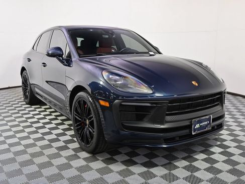 Used 2022 Porsche Macan GTS AWD/4WD image 9