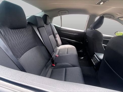 Used 2025 Toyota Camry LE FWD image 18