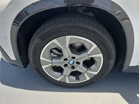 Certified 2026 BMW X1 xDrive28i w/ Technology Package AWD/4WD image 9