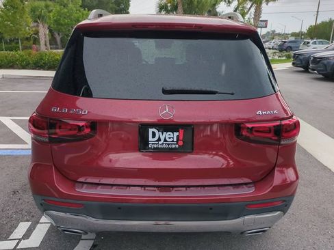 Used 2020 Mercedes-Benz GLB 250 4MATIC image 6