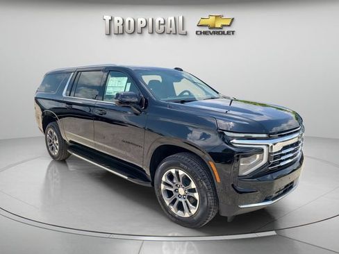 New 2026 Chevrolet Suburban LT w/ Comfort Package RWD image 7