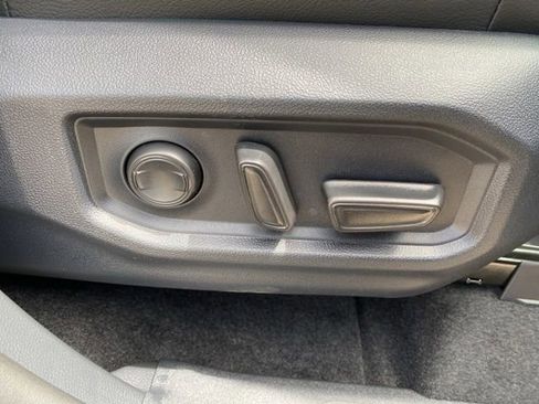 New 2026 Toyota Tundra Limited AWD/4WD image 21