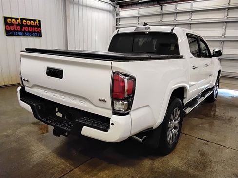 Used 2023 Toyota Tacoma Limited image 3