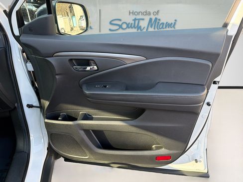 Used 2021 Honda Pilot Special Edition image 32