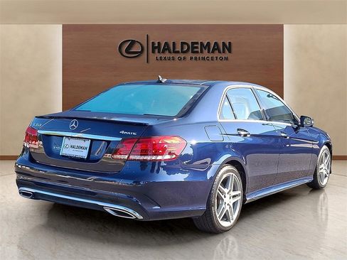 Used 2014 Mercedes-Benz E 350 4MATIC Sedan image 5