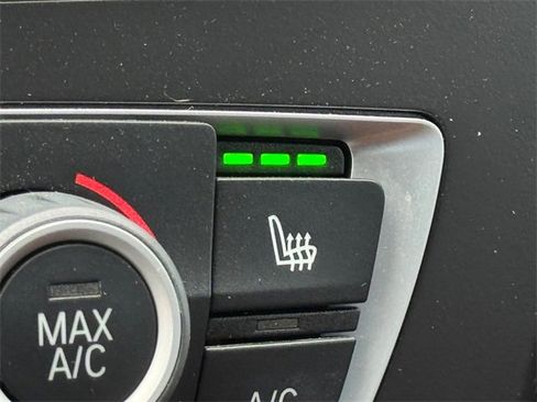 Used 2015 BMW M235i xDrive Coupe image 18