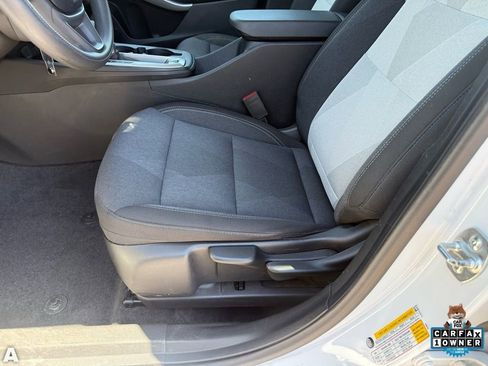 Used 2025 Chevrolet Trax LS image 13