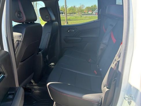 New 2026 Chevrolet Colorado Z71 w/ Z71 Convenience Package 2 AWD/4WD image 18
