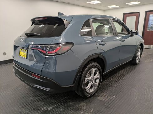 Used 2023 Honda HR-V LX image 4