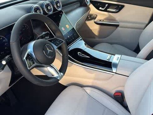 Certified 2026 Mercedes-Benz GLC 300 4MATIC image 4