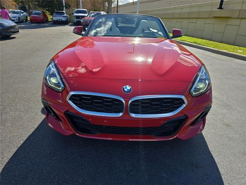 Certified 2023 BMW Z4 sDrive30i w/ Premium Package image 2